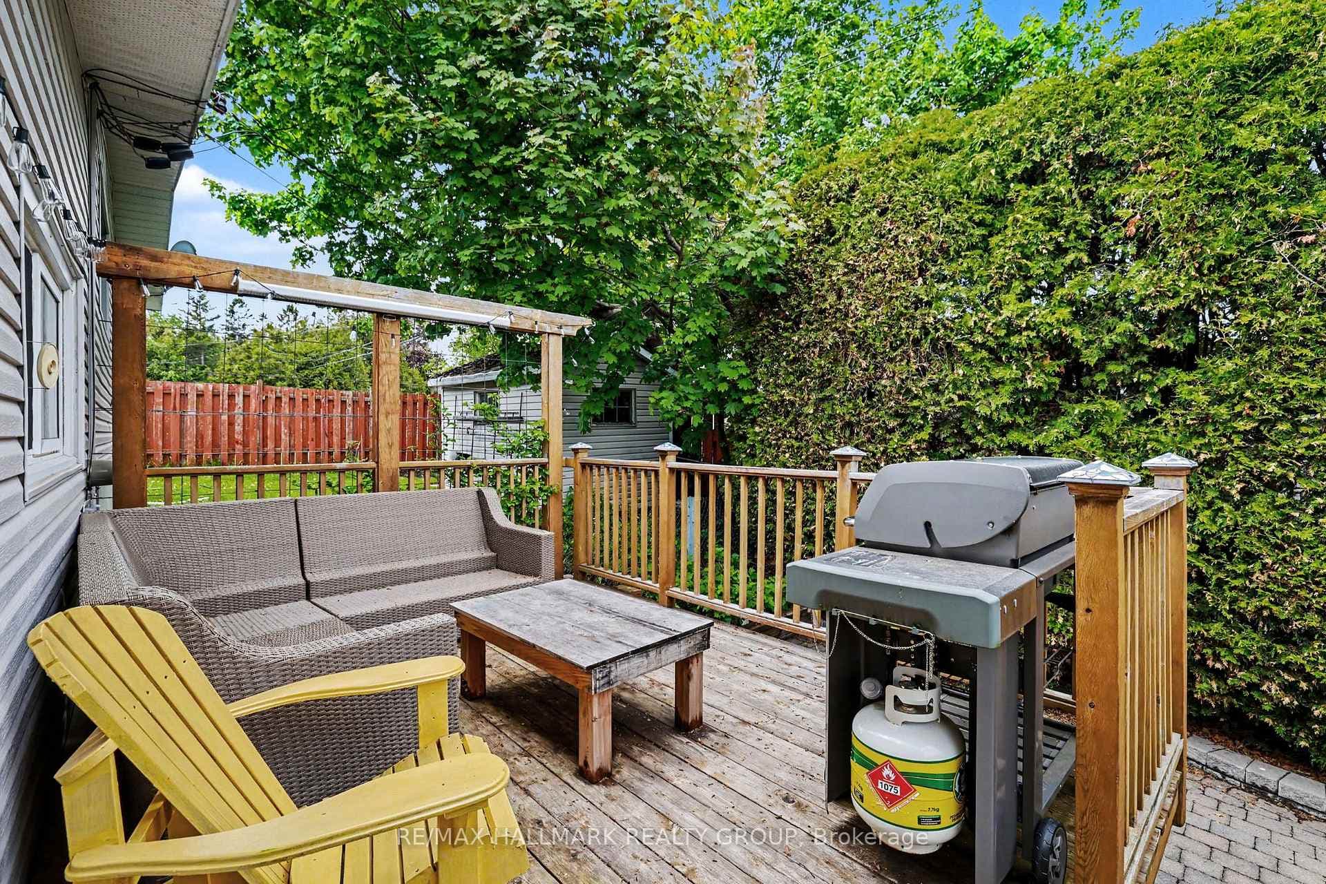 33 Newbury Avenue photo 26