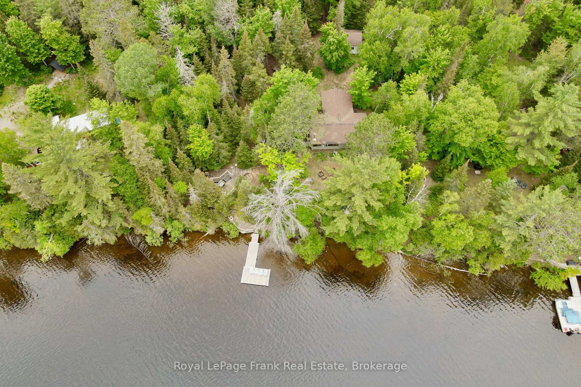 554A South McKenzie Lake Road photo 2