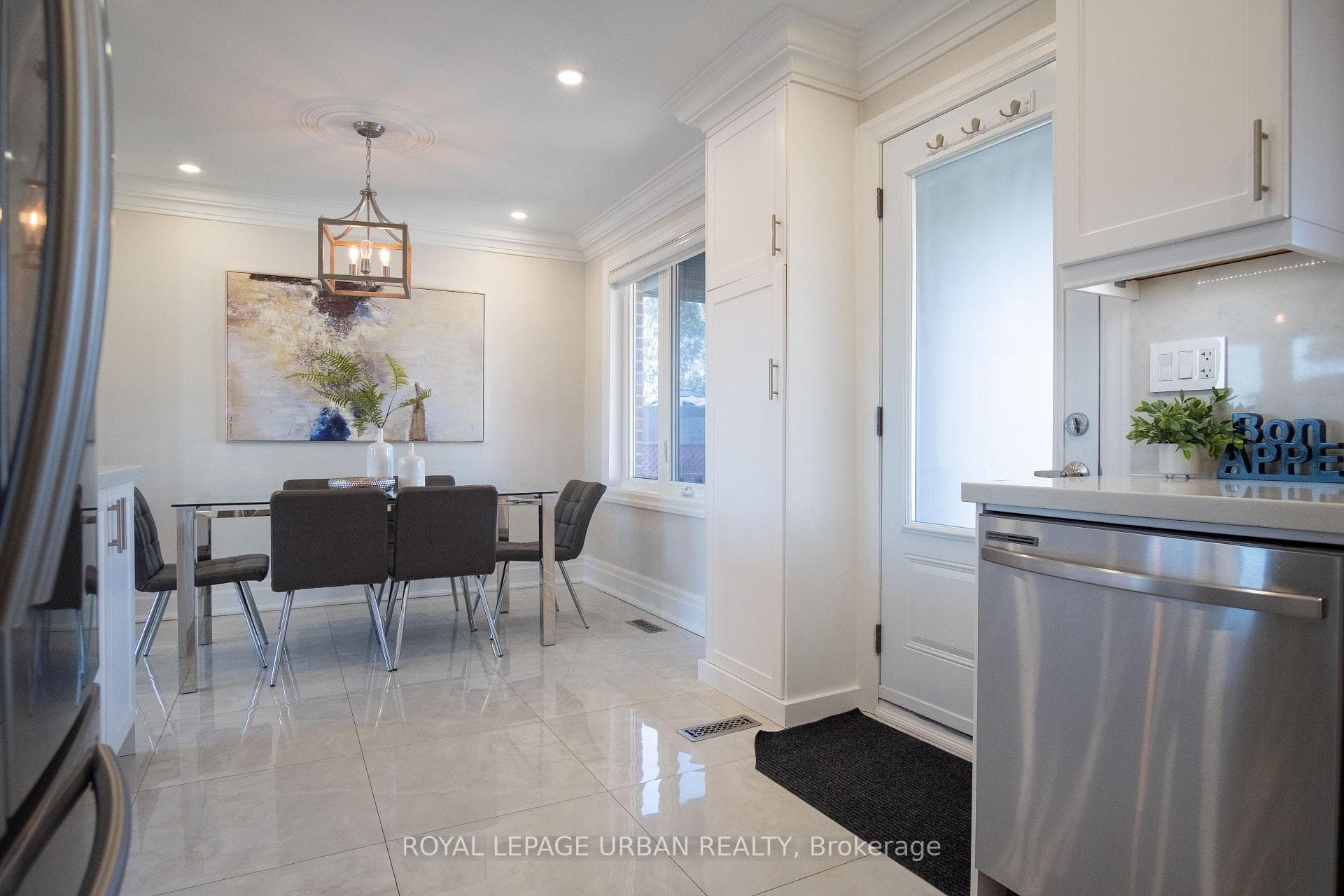 92 Beckett Avenue photo 15