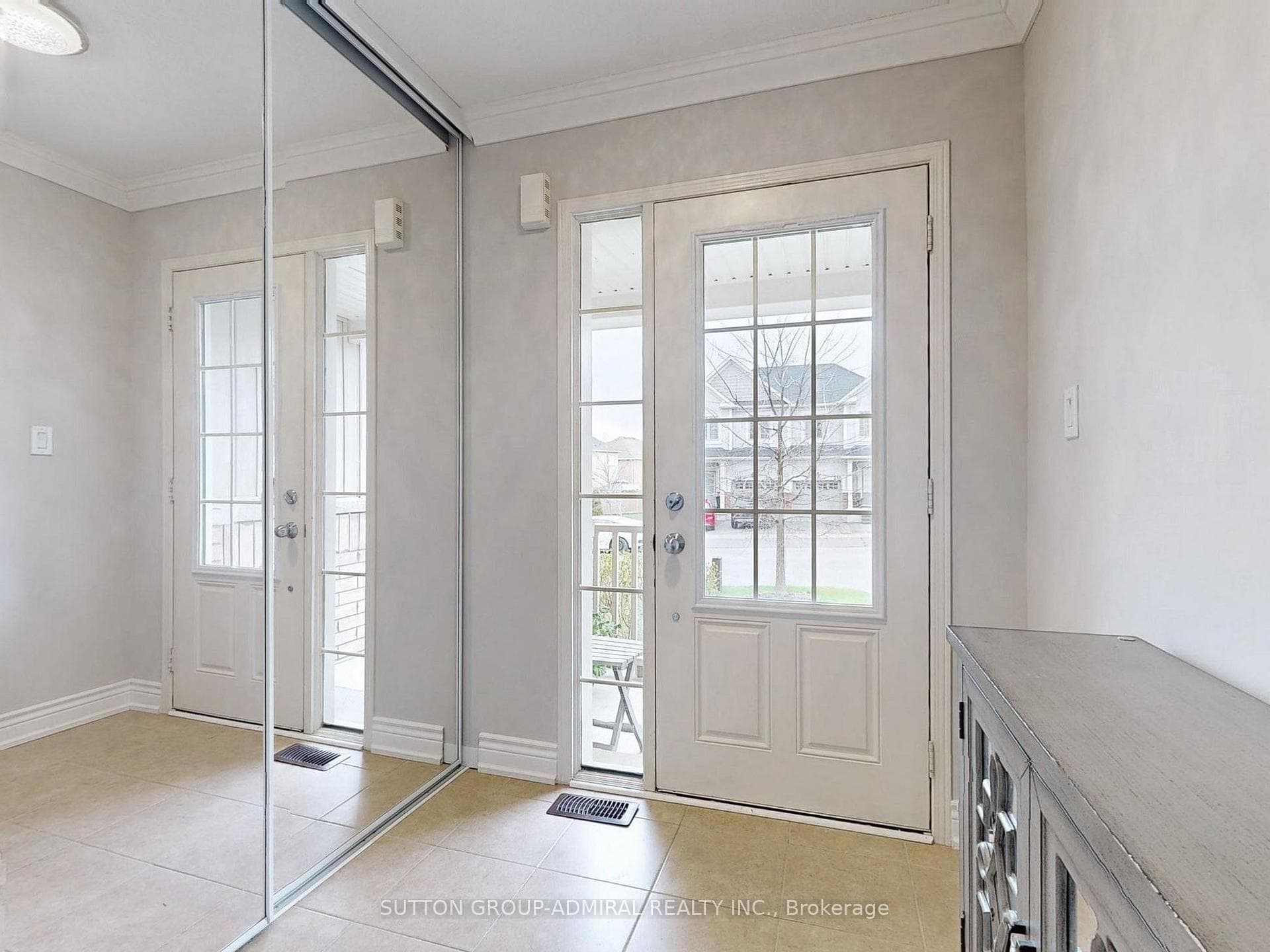 245 Orr Drive photo 16