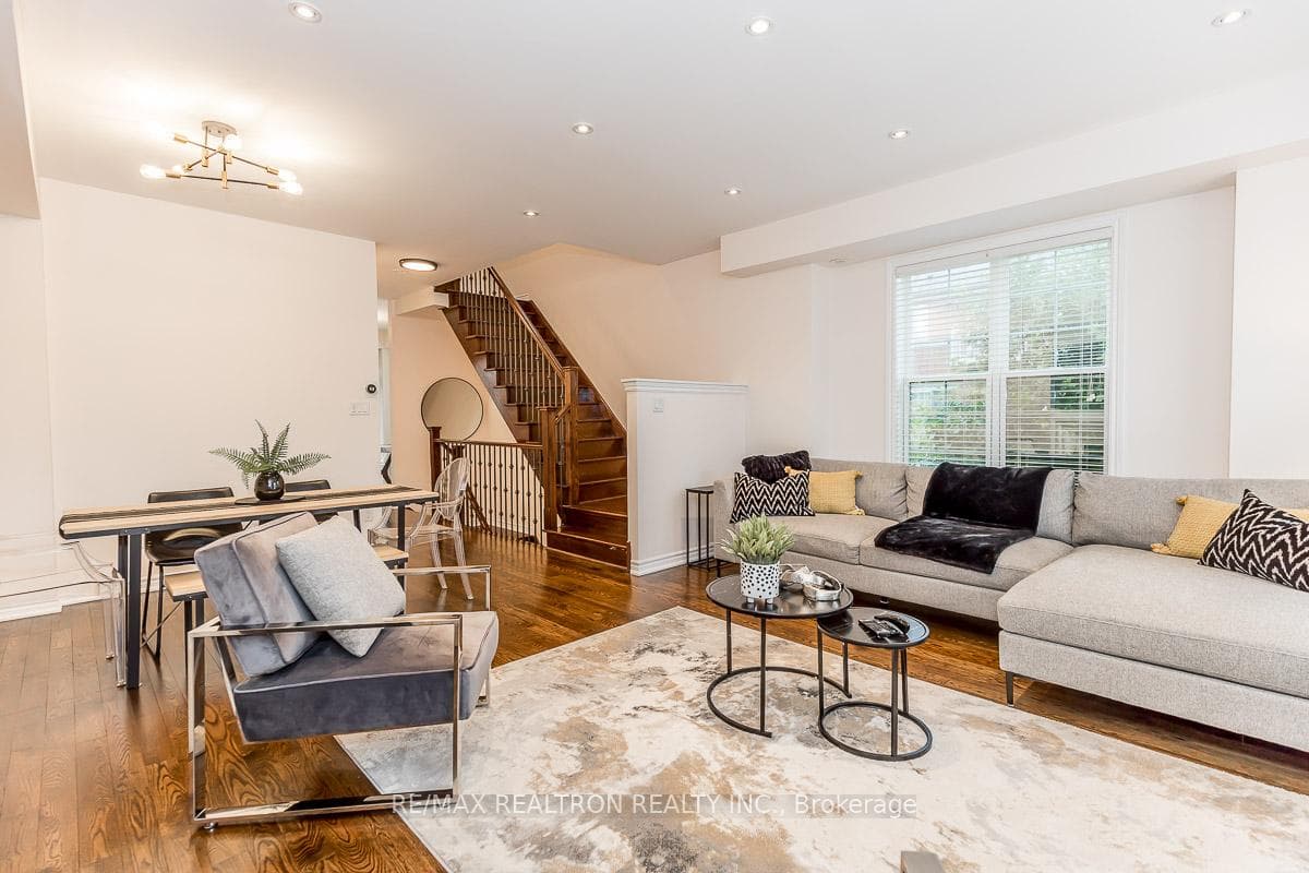 28 Donald Buttress Boulevard photo 19