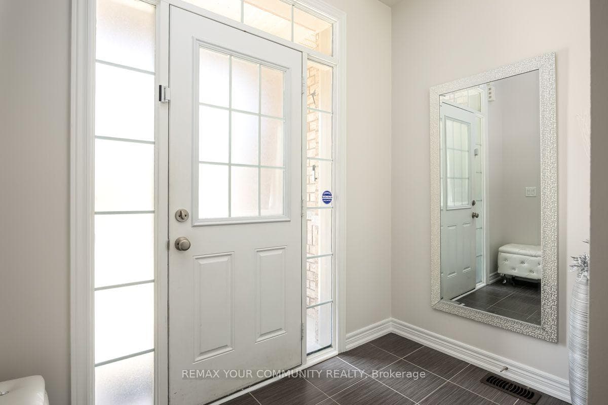 57 Davenfield Circle photo 5