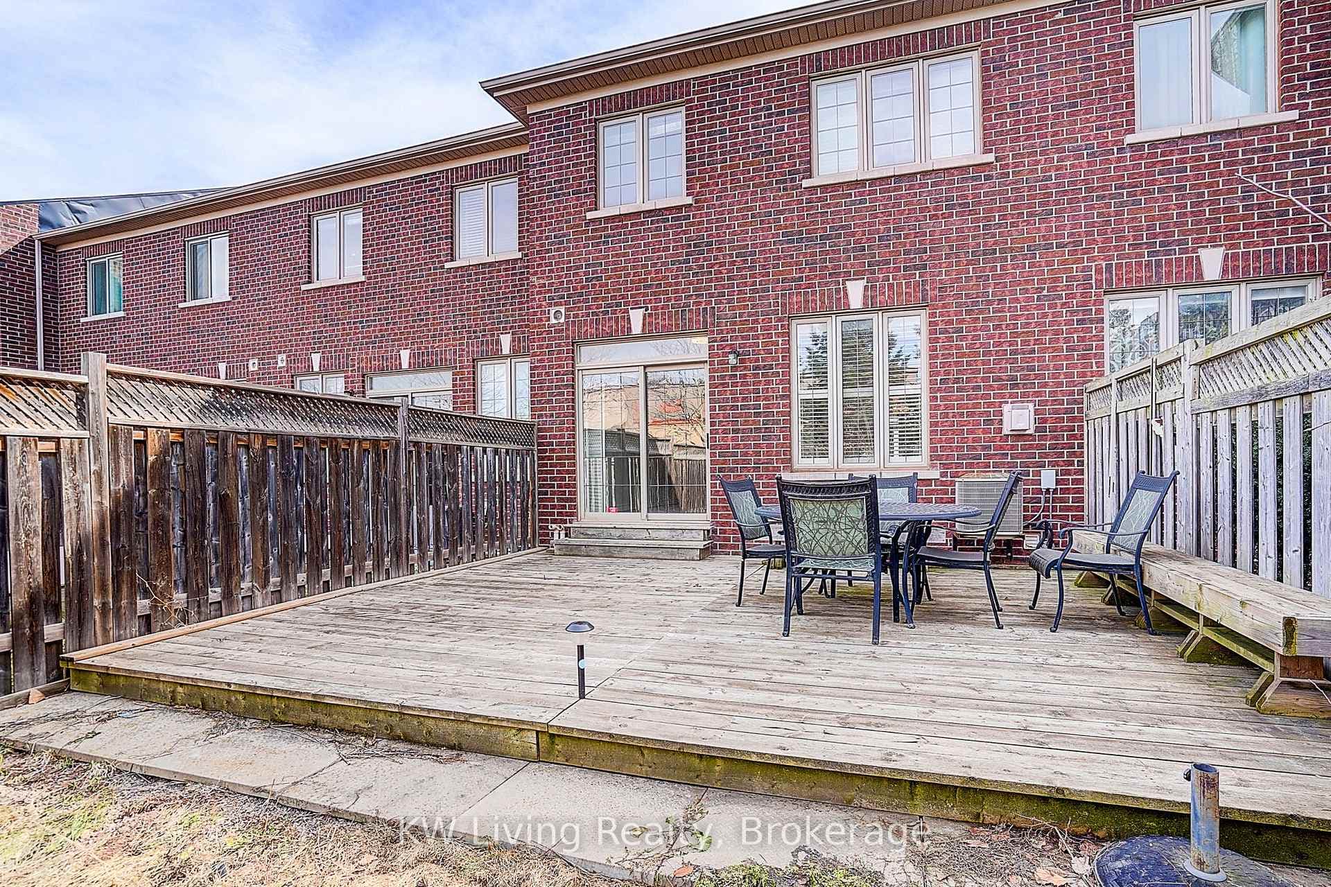 1237 Craigleith Road photo 31