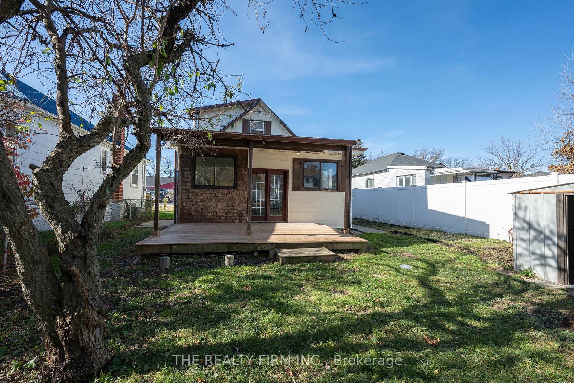 165 Sunset Drive photo 26