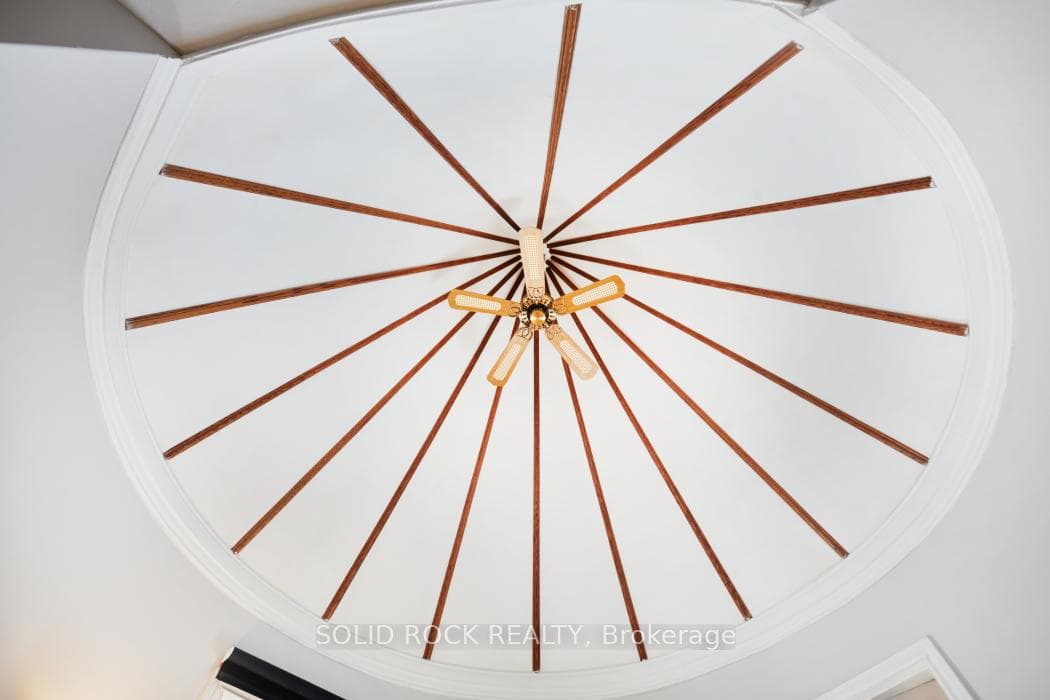 Vaulted ceiling detail in Turret