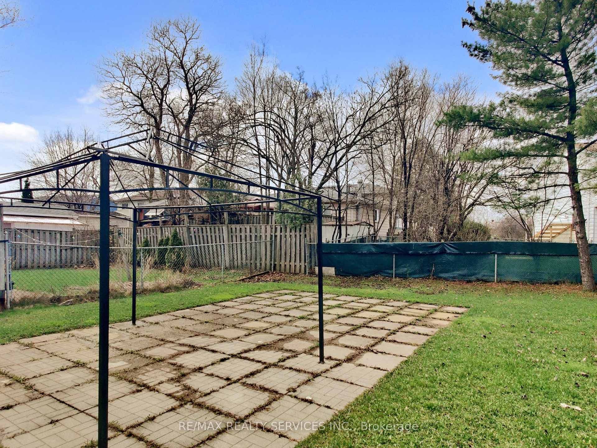 9 Glenridge Road photo 45