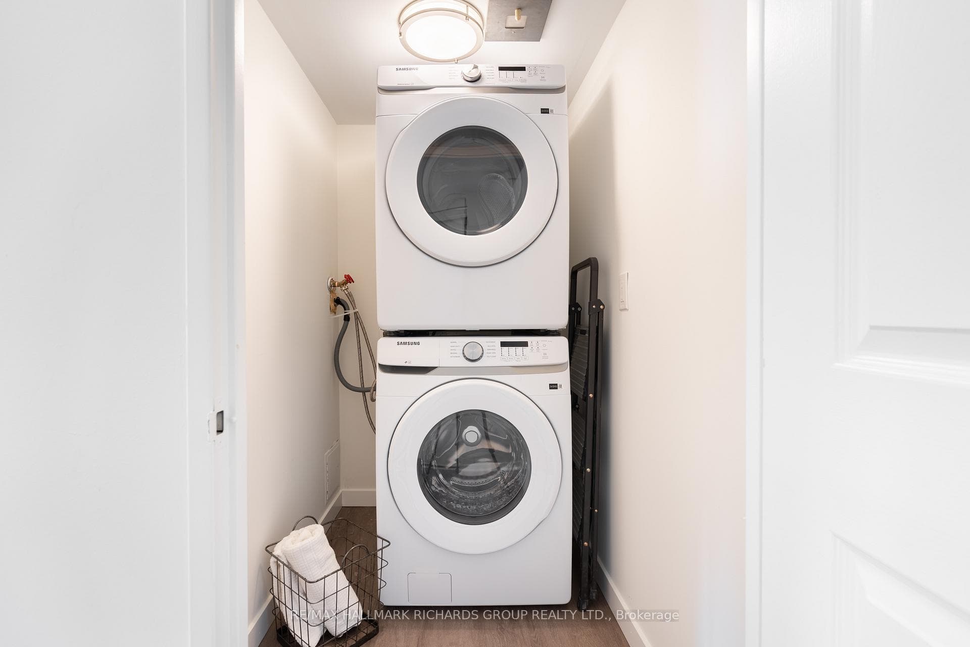 30 Thunder Grove Unit 1811 photo 17