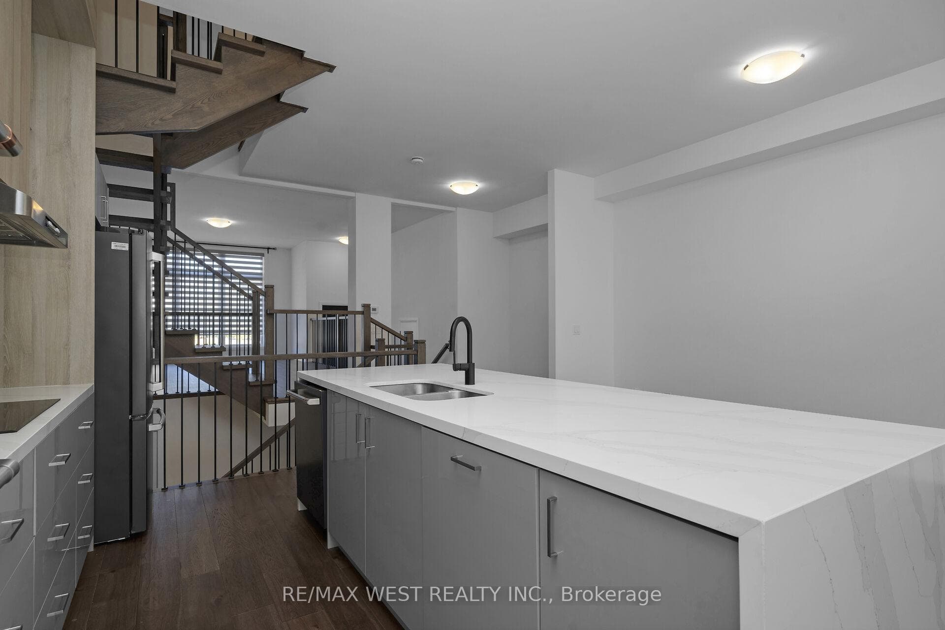 29 Direzze Court photo 11