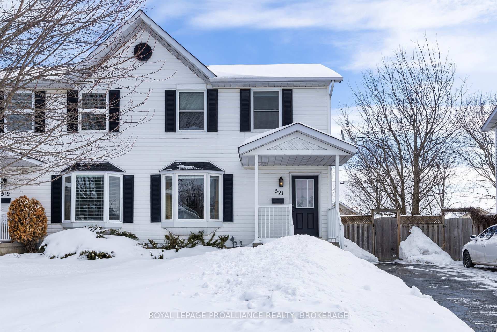 521 Grandtrunk Avenue photo 1