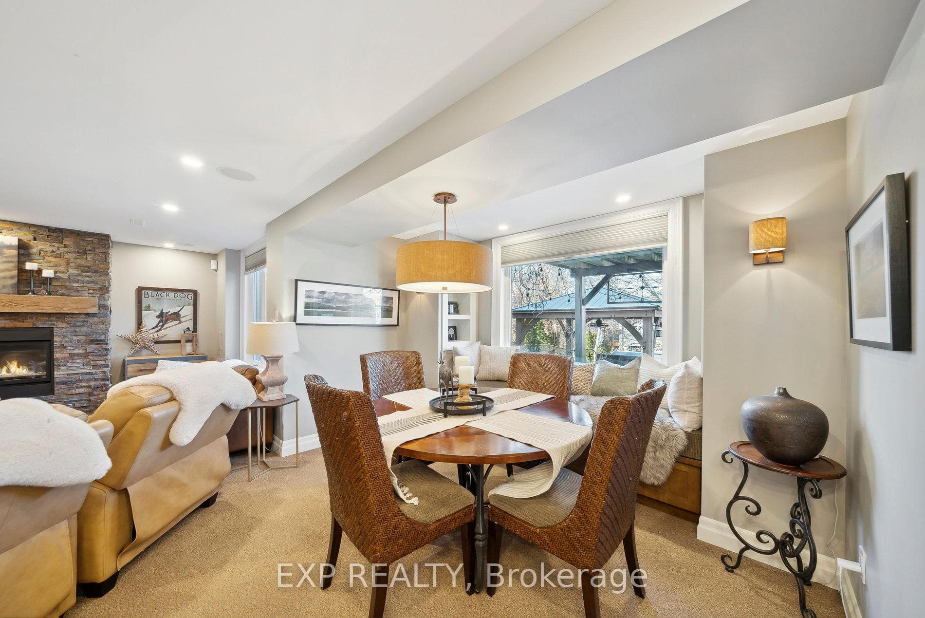 780 Foxcroft Boulevard photo 32