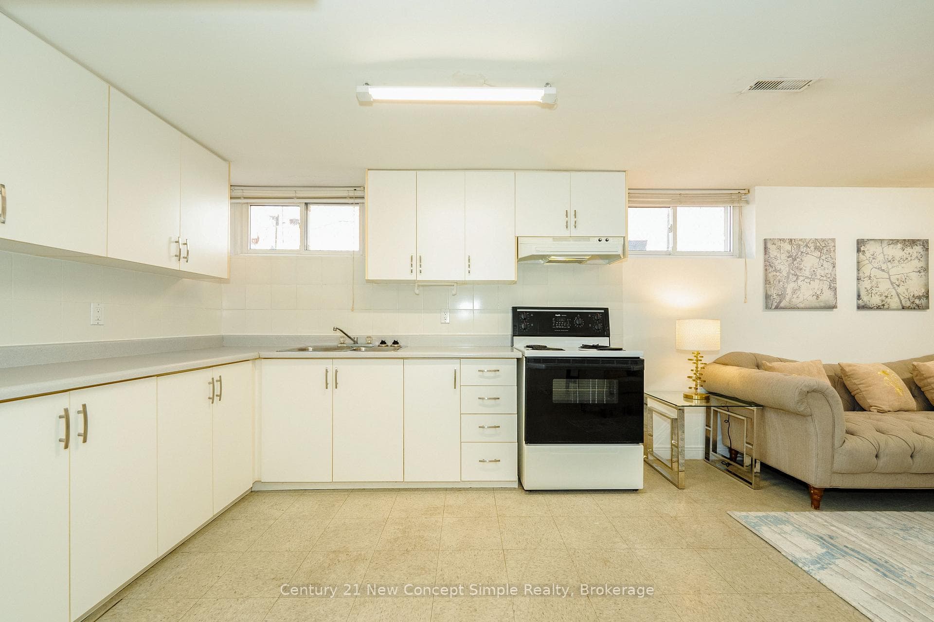608 Van Horne Avenue photo 22