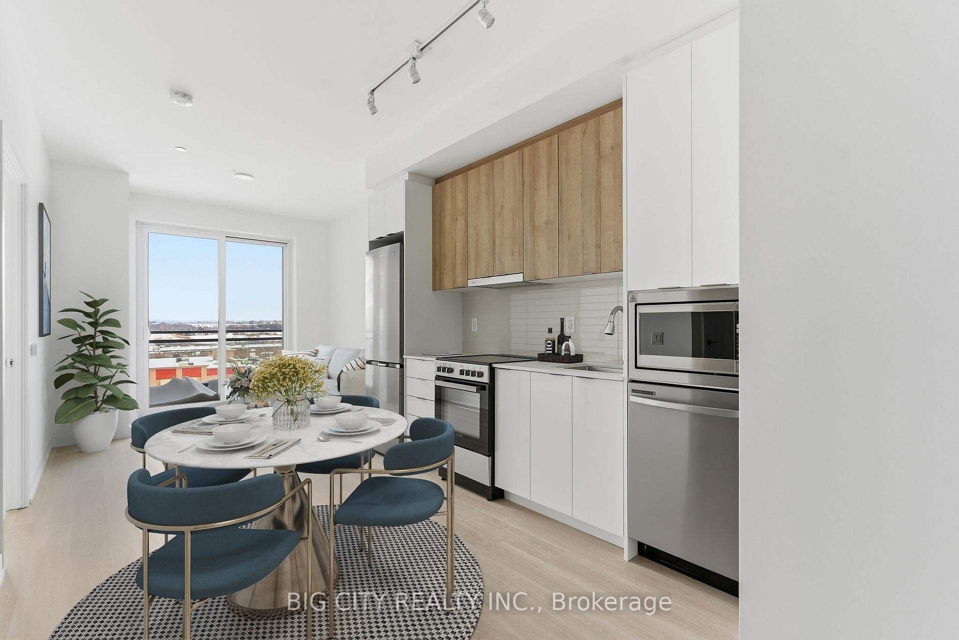 9763 Markham Road Unit 708 photo 1