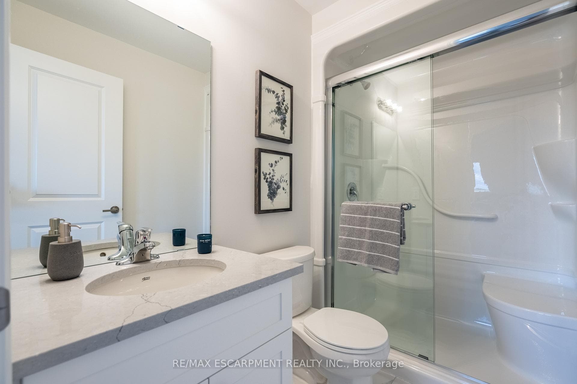 2620 Binbrook Road Unit 202 photo 28