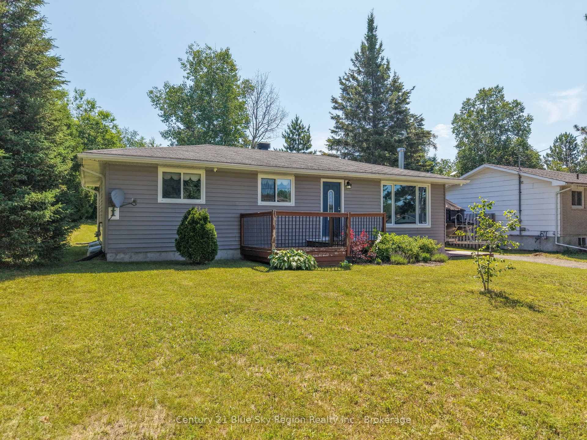 7 Birch Crescent photo 3