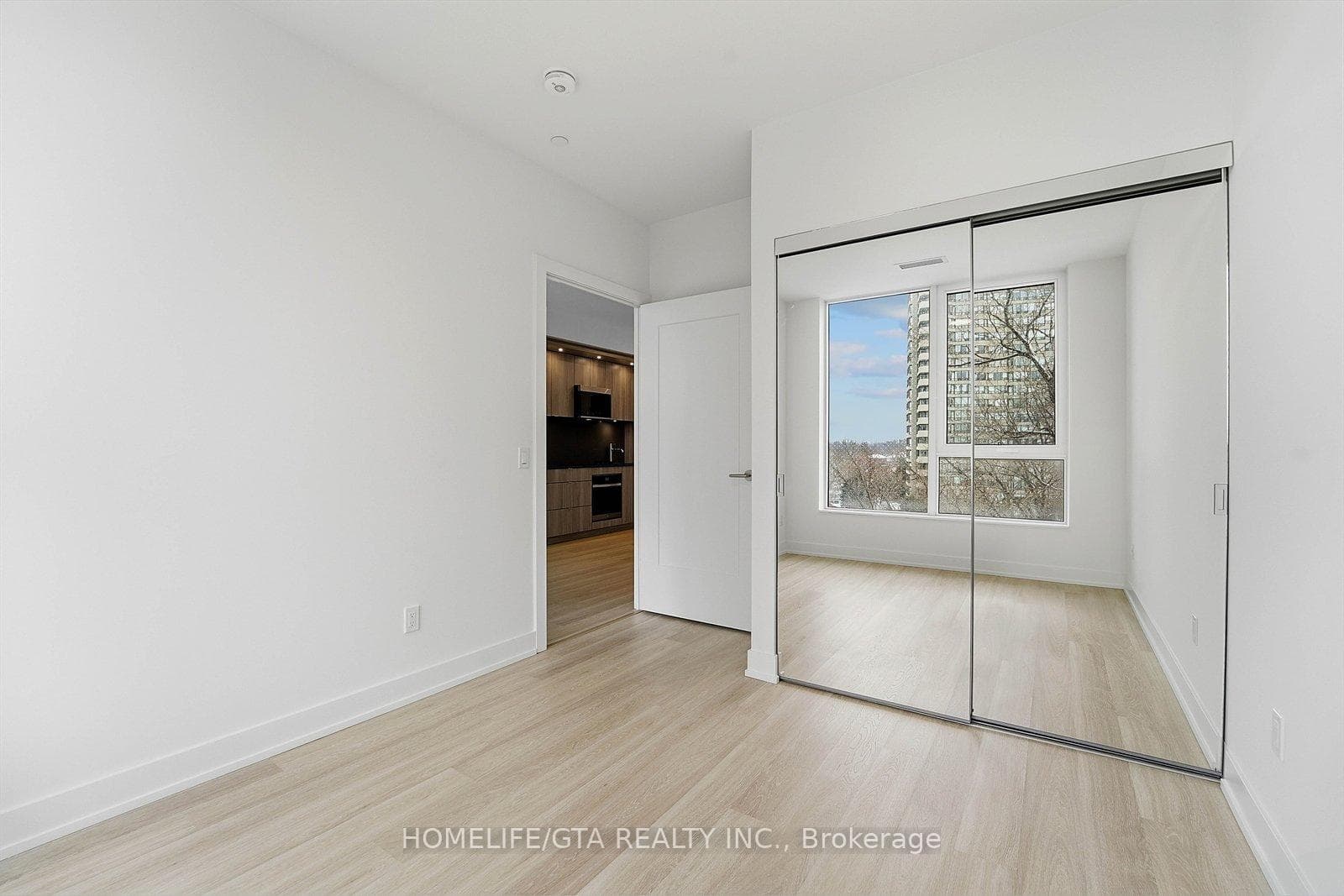 25 Cordova Avenue Unit 502 photo 17