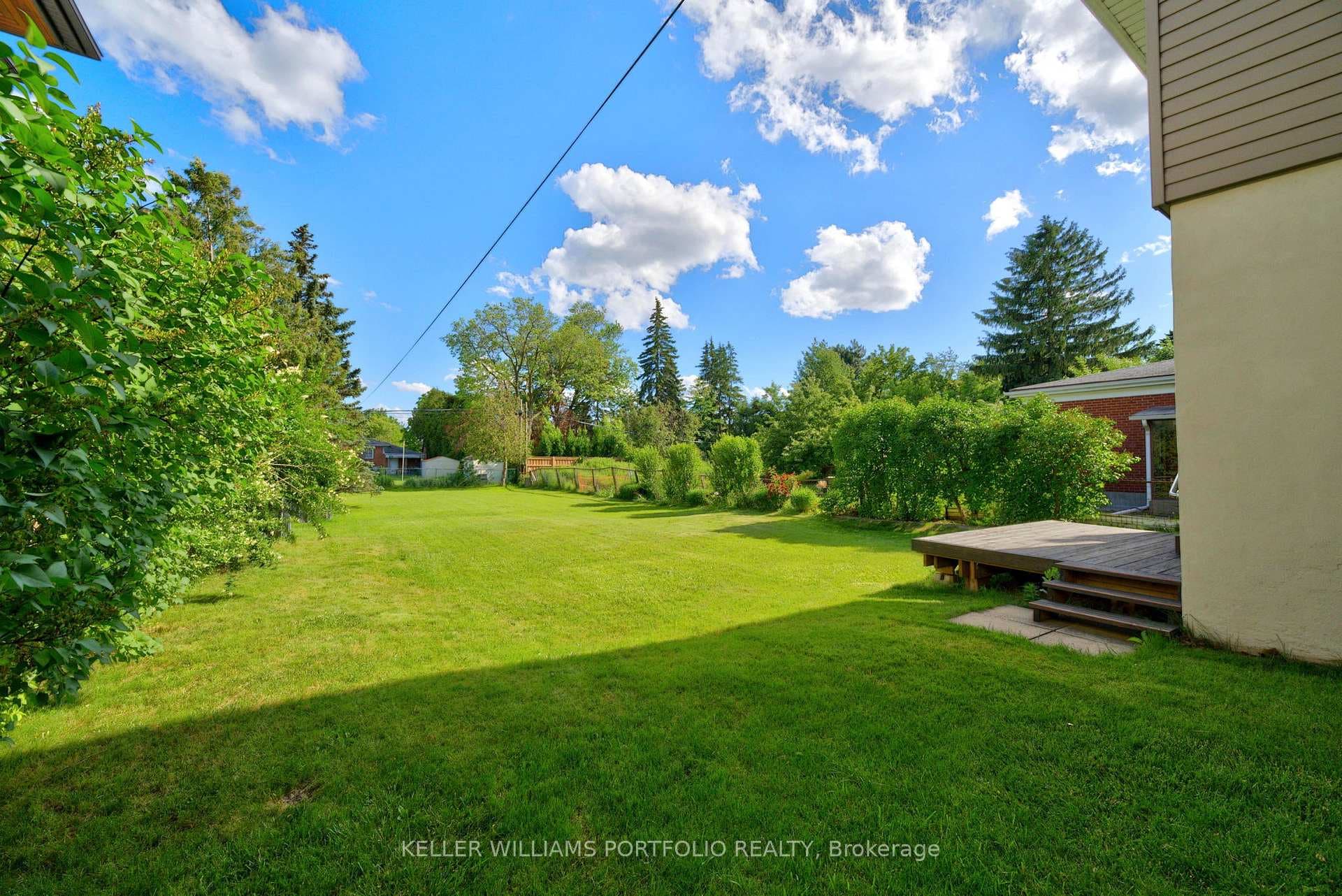 23 Graystone Gardens photo 29