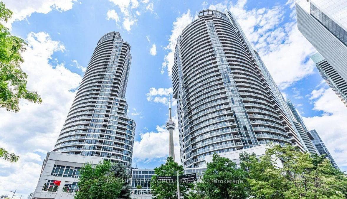 208 Queens Quay N/A Unit 2008 photo 2