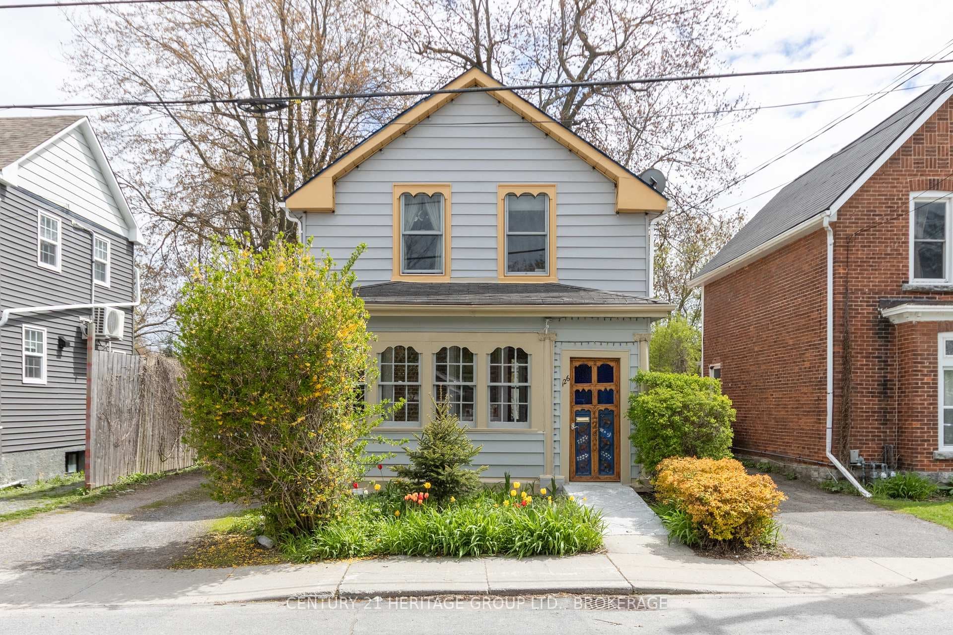 126 Charles Street photo 1
