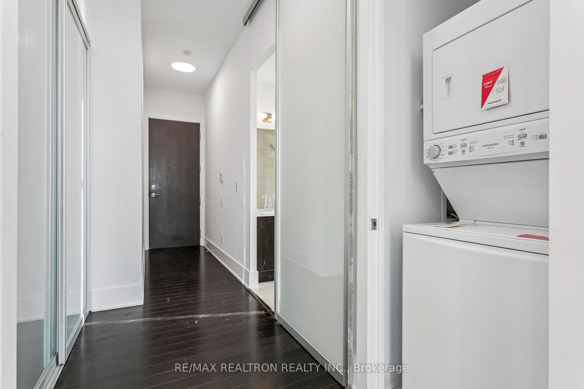 103 The Queensway N/A Unit 2805 photo 11