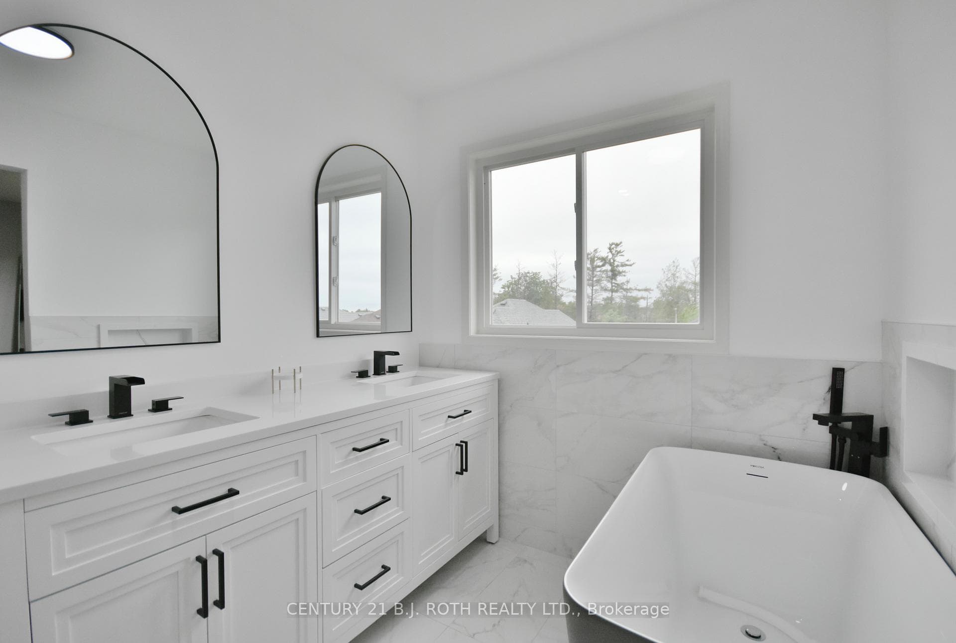 1406 Forest Street photo 31