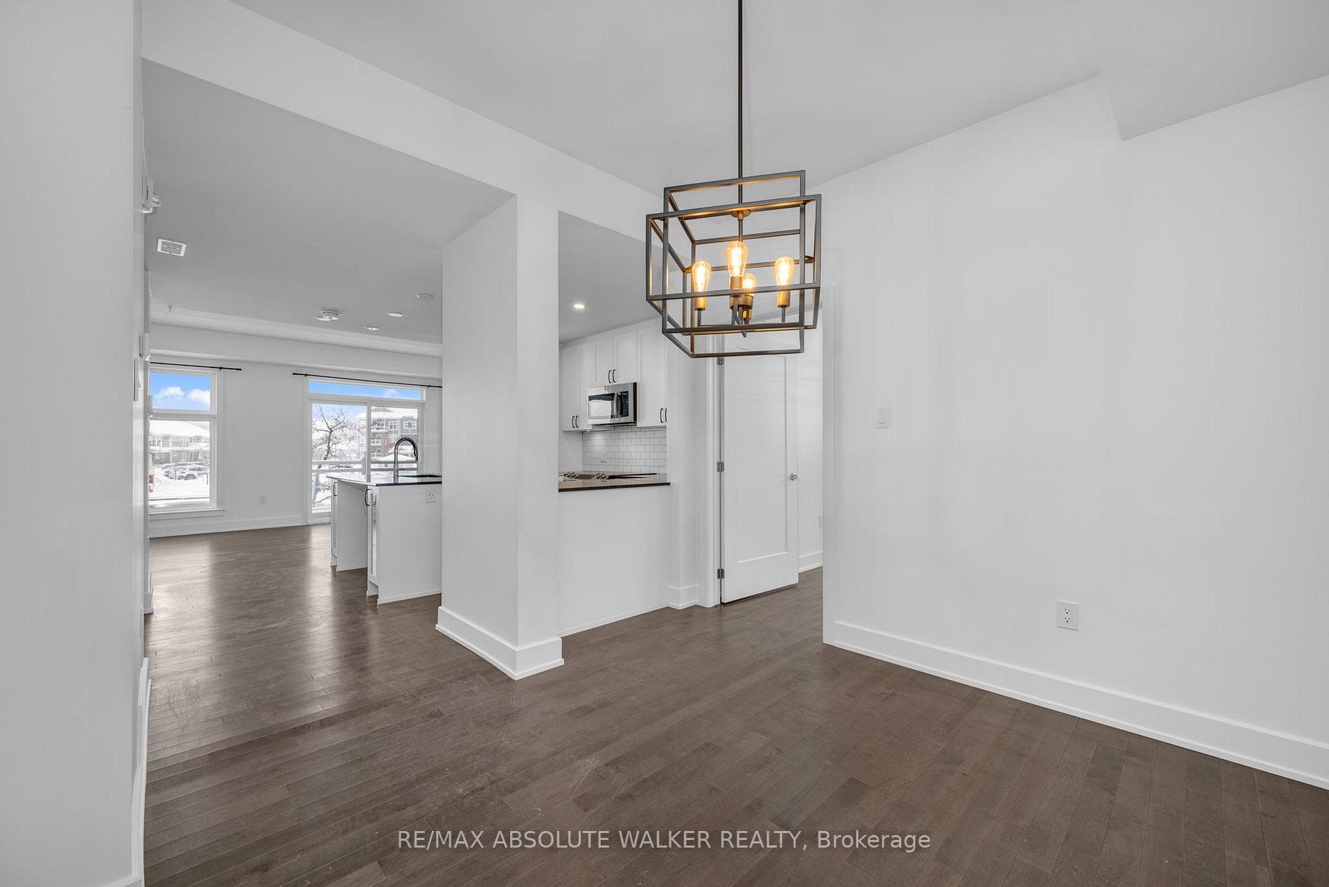 305 Elizabeth Cosgrove Private Unit 101 photo 21