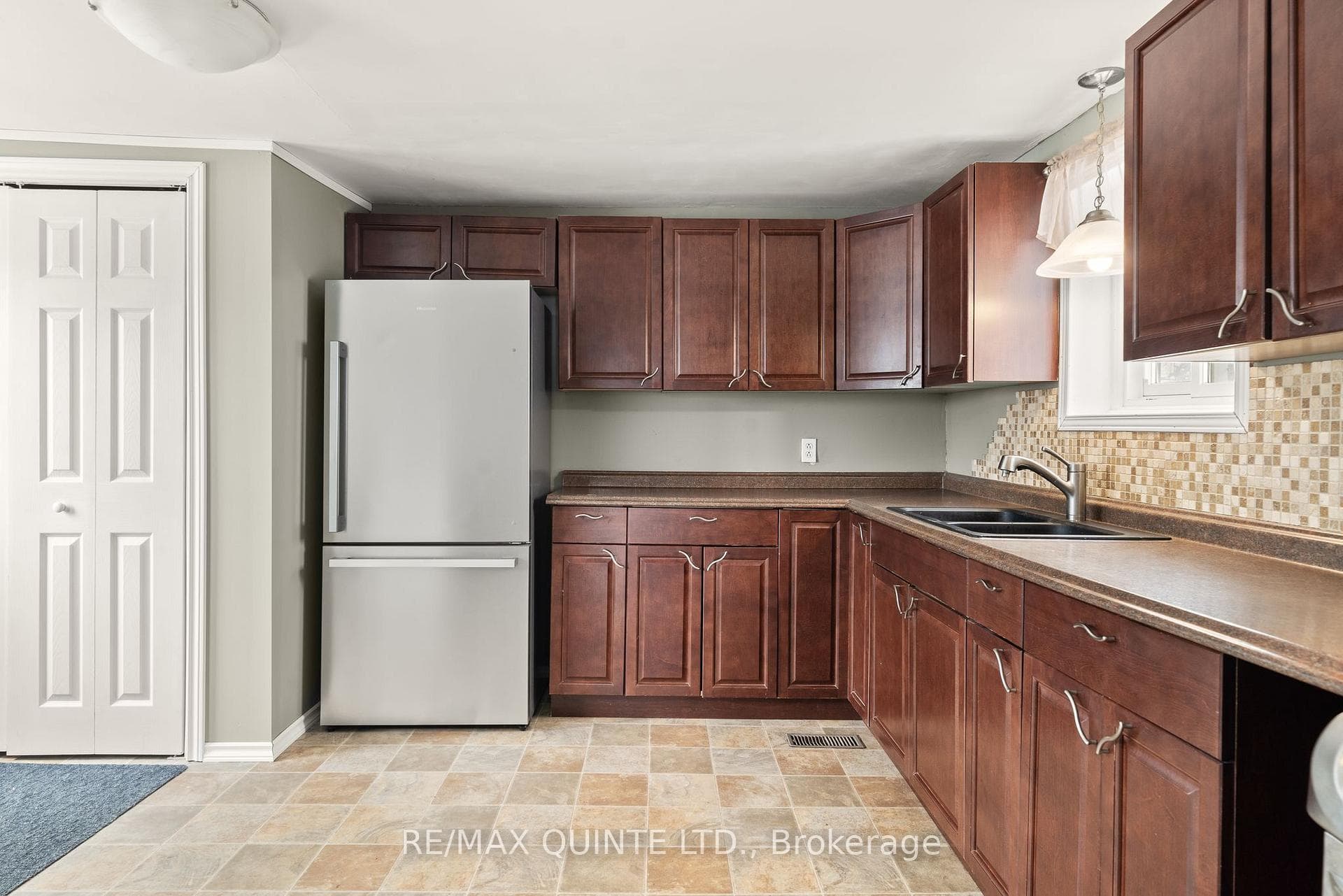 42 BALDWIN Street photo 13