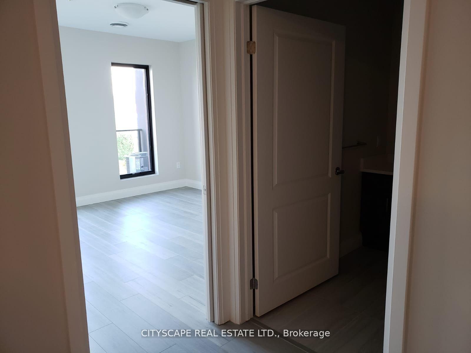 5 Wake Robin Drive Unit 313 photo 4
