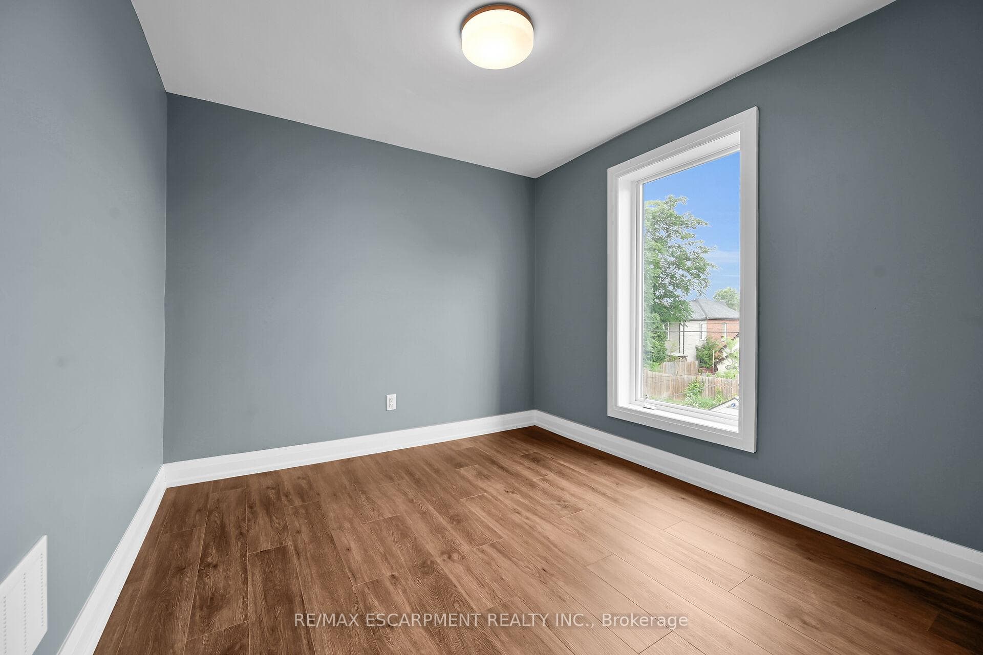 33 Shaw Street photo 20