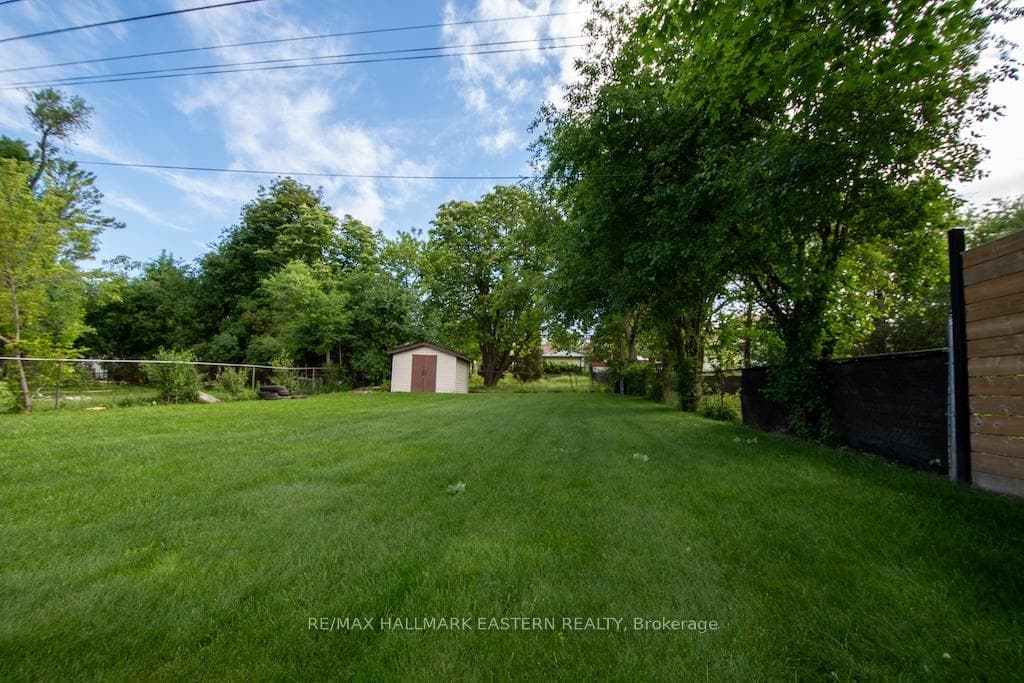 844 Philip Street photo 33