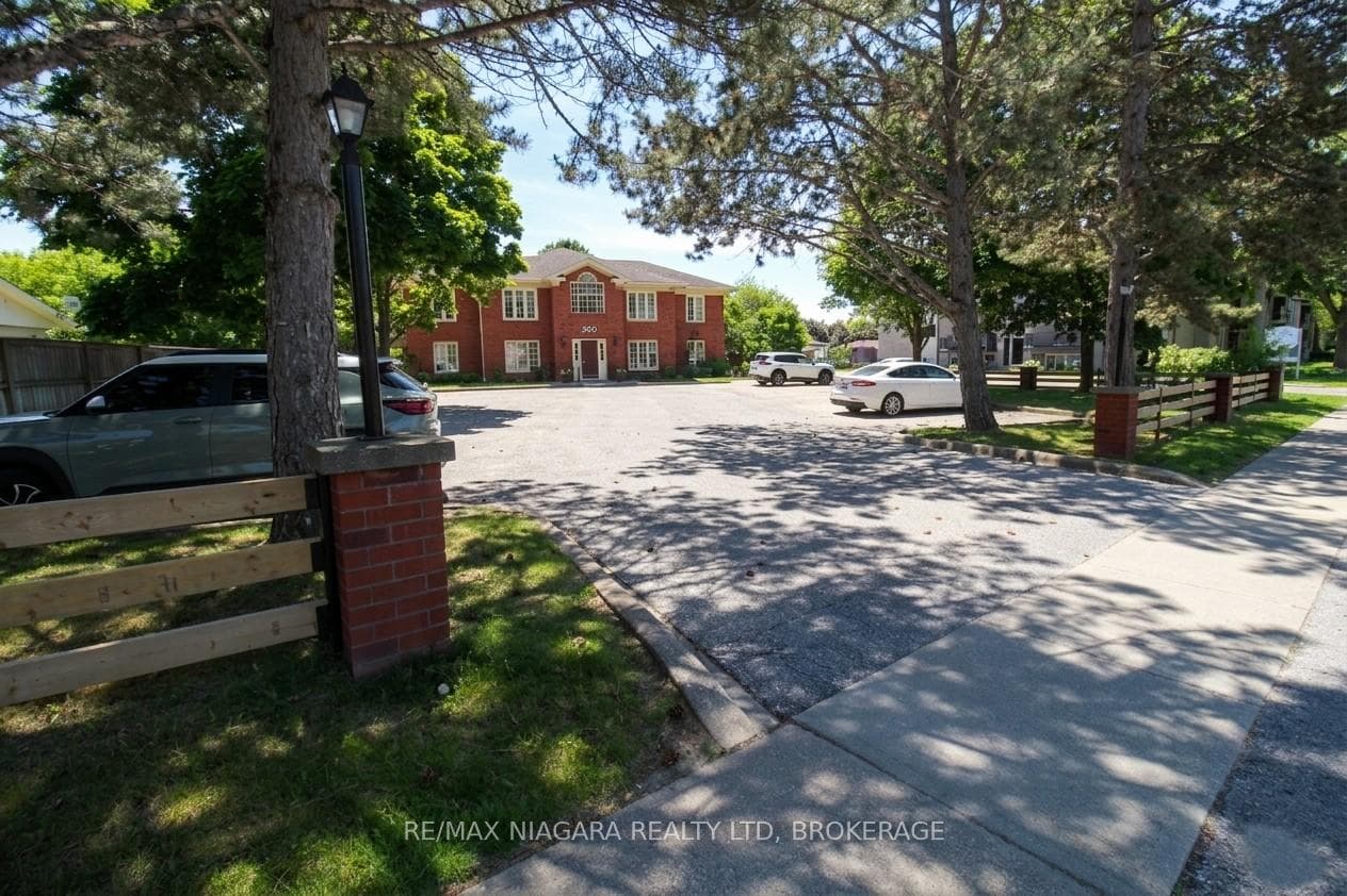 Great curb appeal, set back from the street