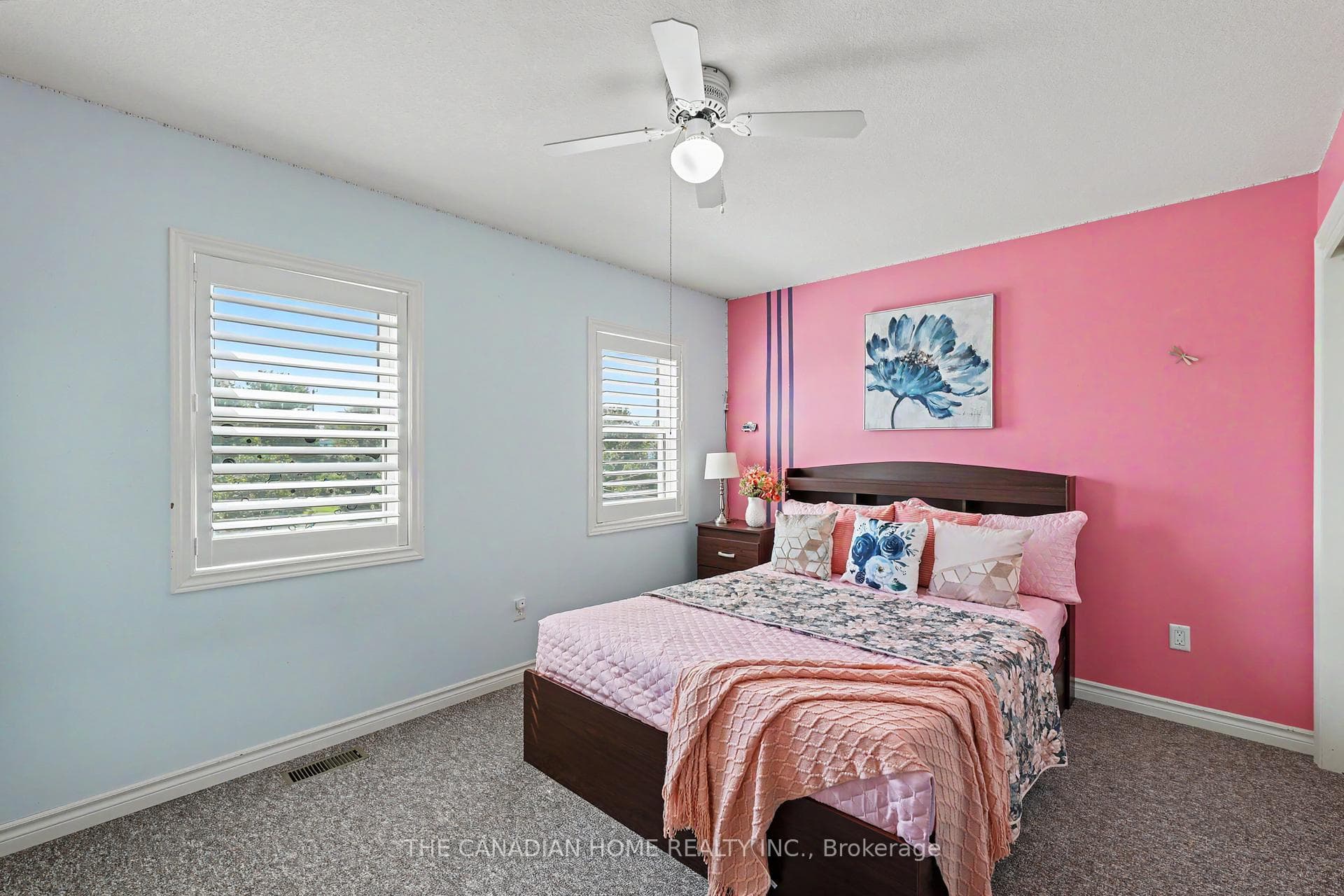 219 PICTON Street photo 27