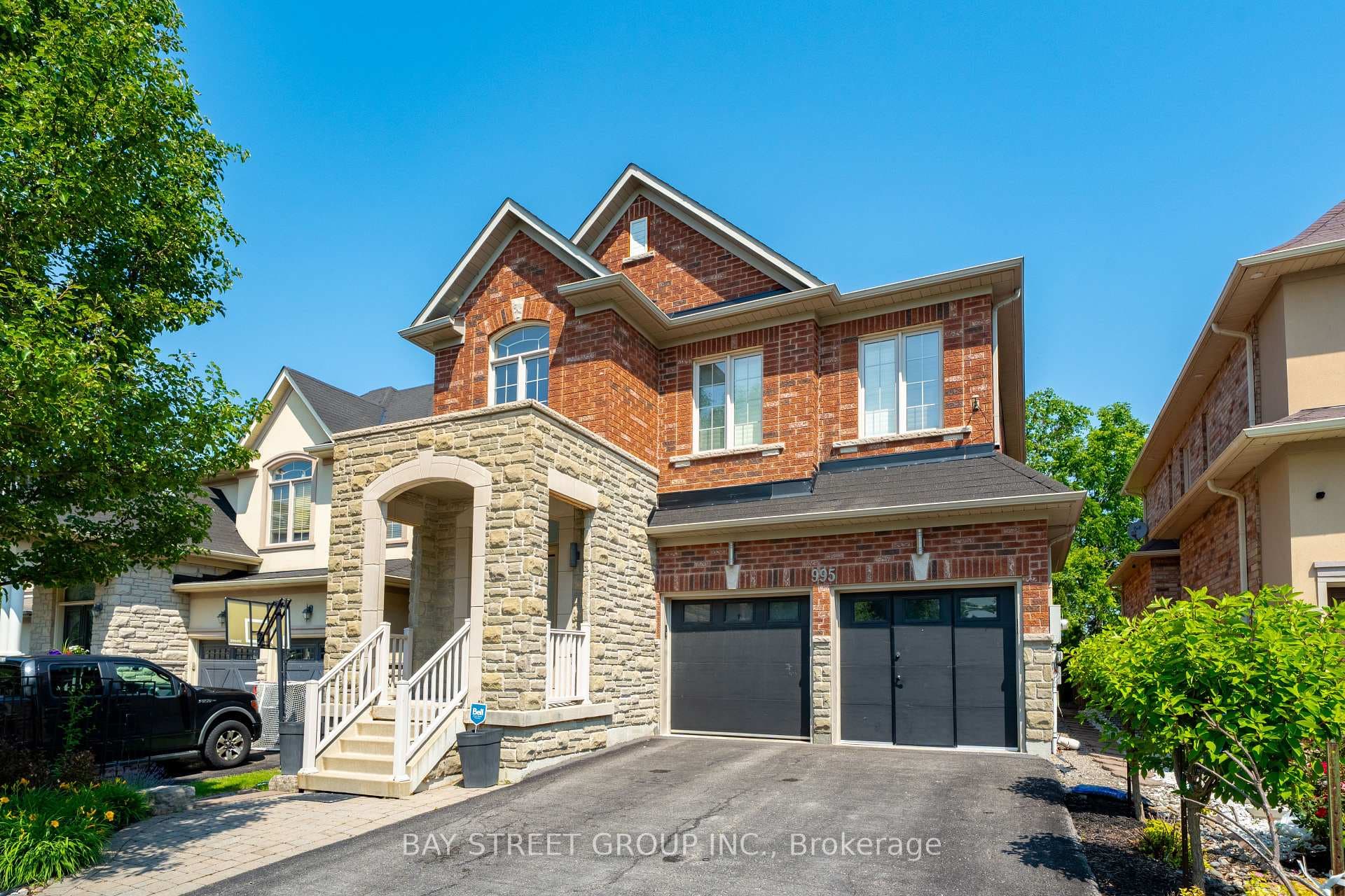 995 Nellie Little Crescent photo 1