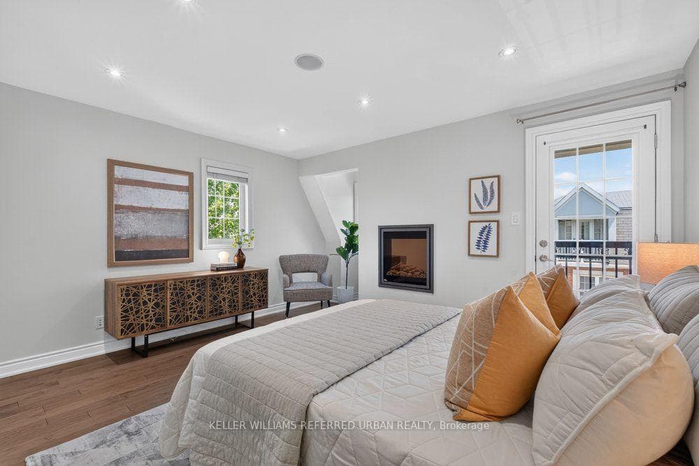 233 Finch Avenue photo 31