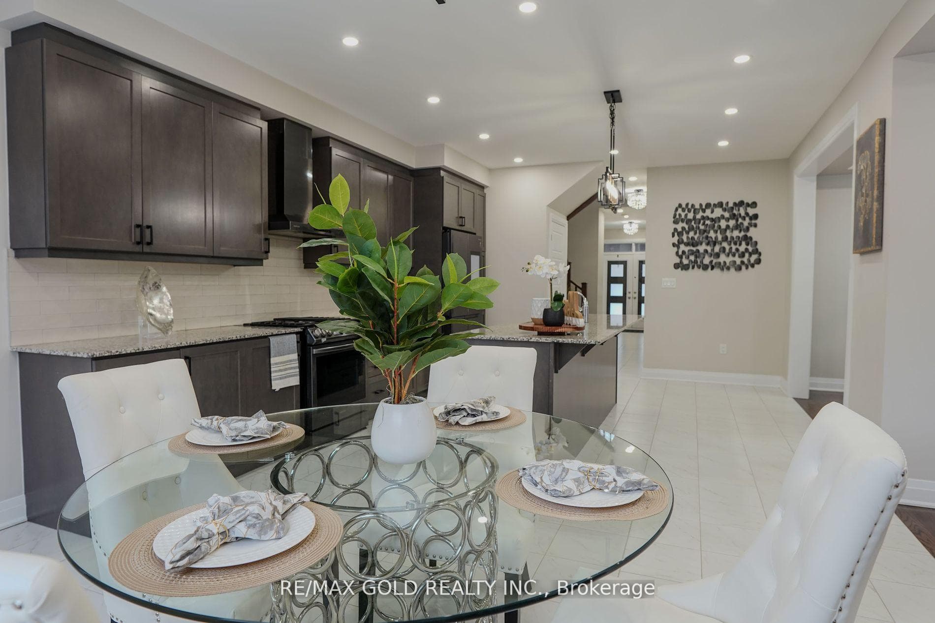 114 Eberly Woods Drive photo 8