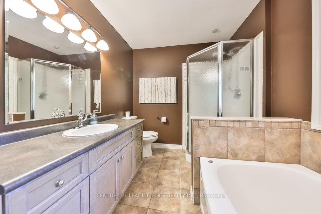 4379 Victoria Road photo 16