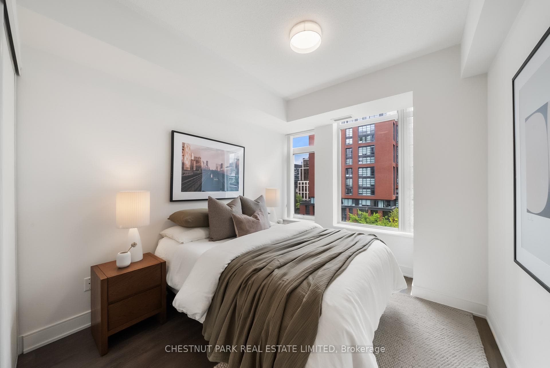 525 Adelaide Street Unit 923 photo 11