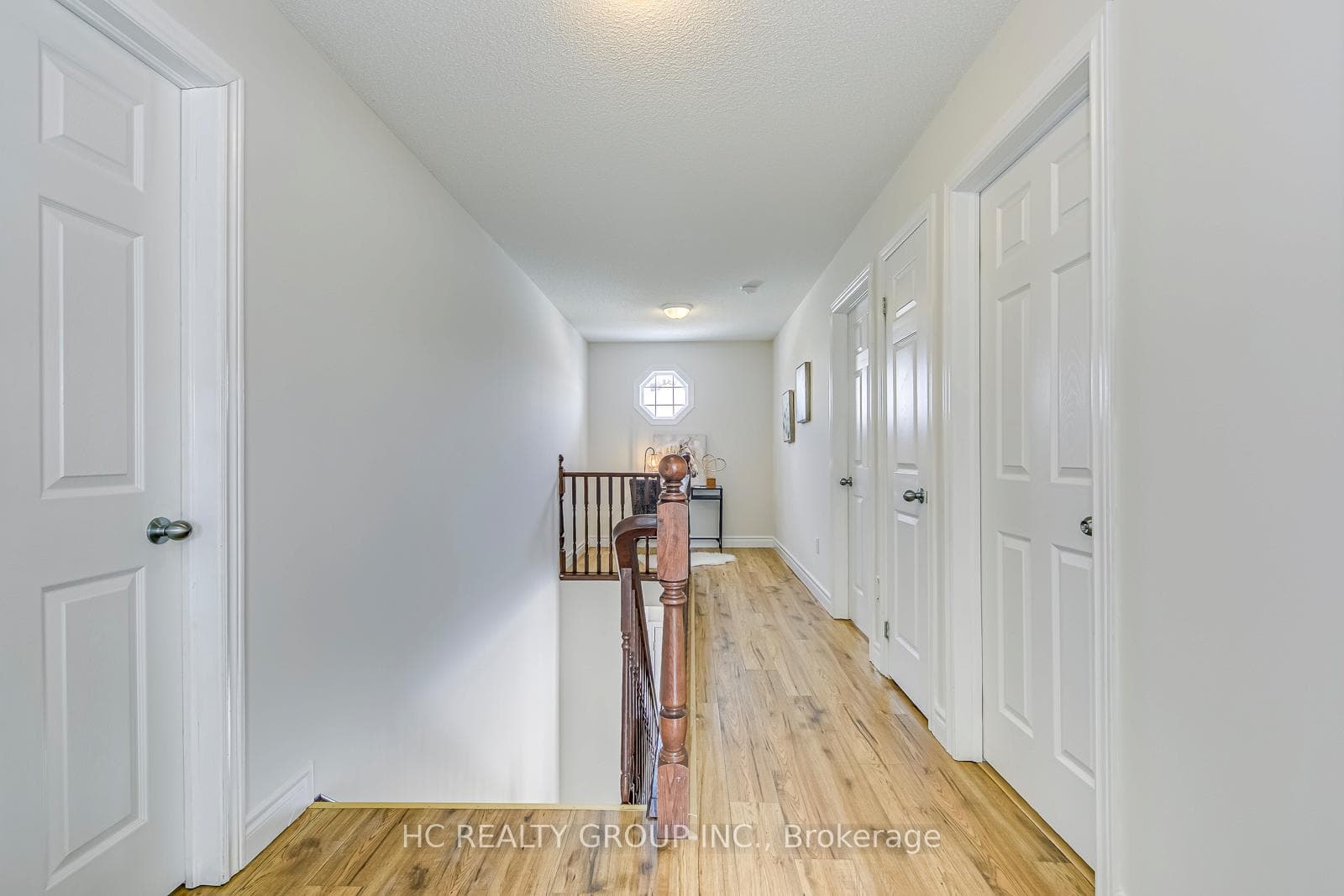 5230 Garland Crescent photo 14