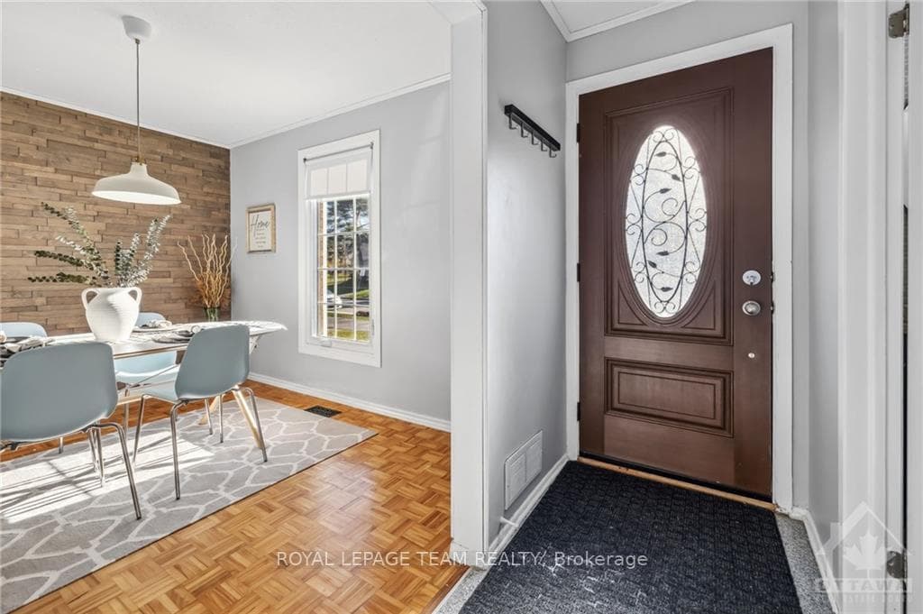 347 MONTEREY Drive photo 3
