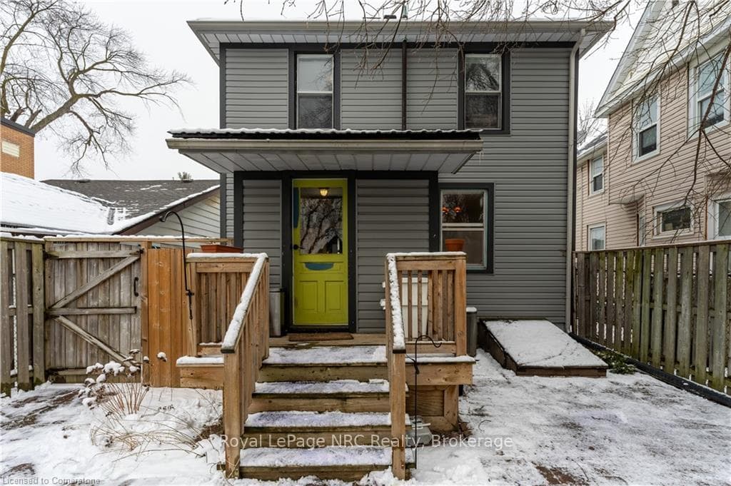 80 Maple Street photo 39