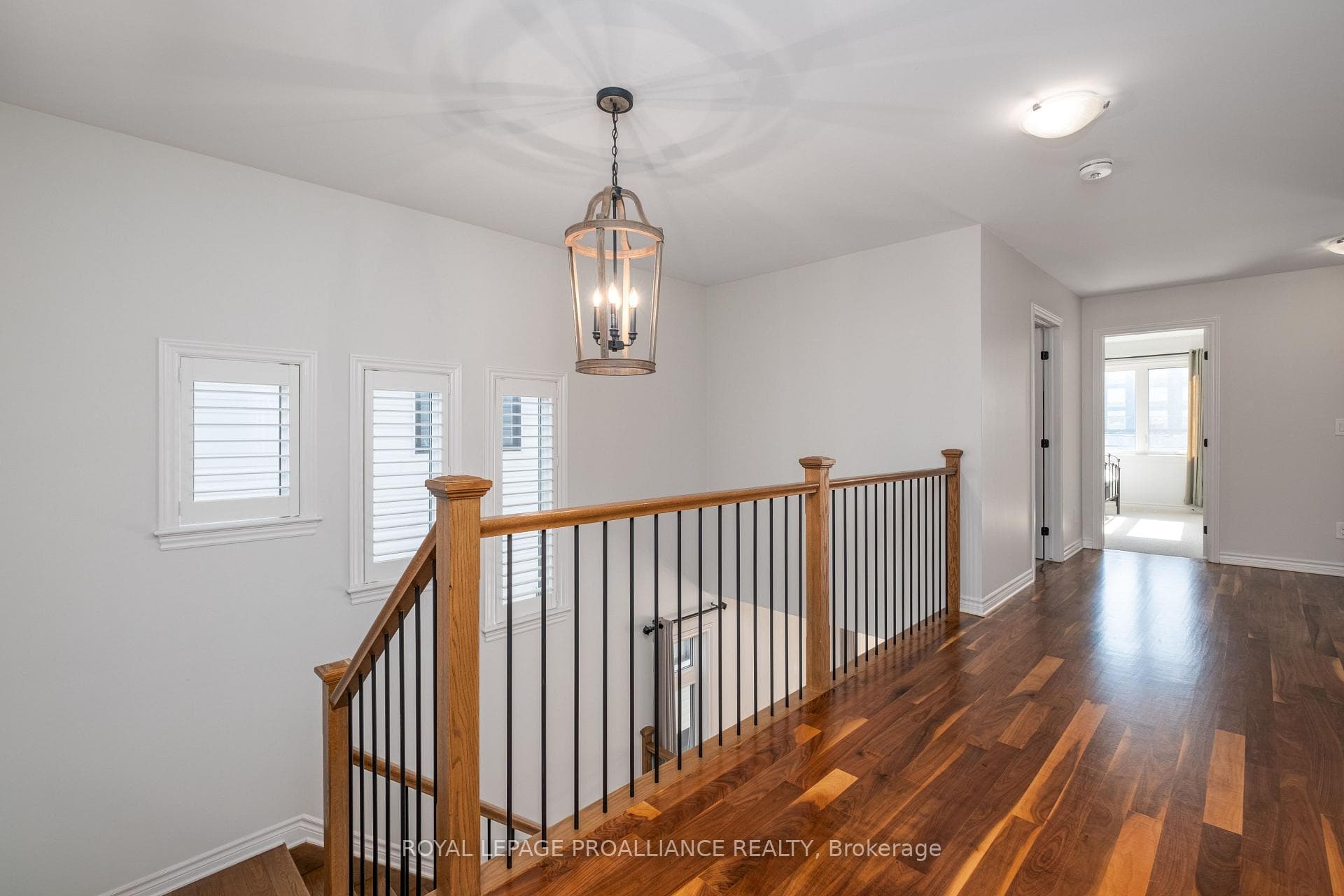 648 Halloway Drive photo 20