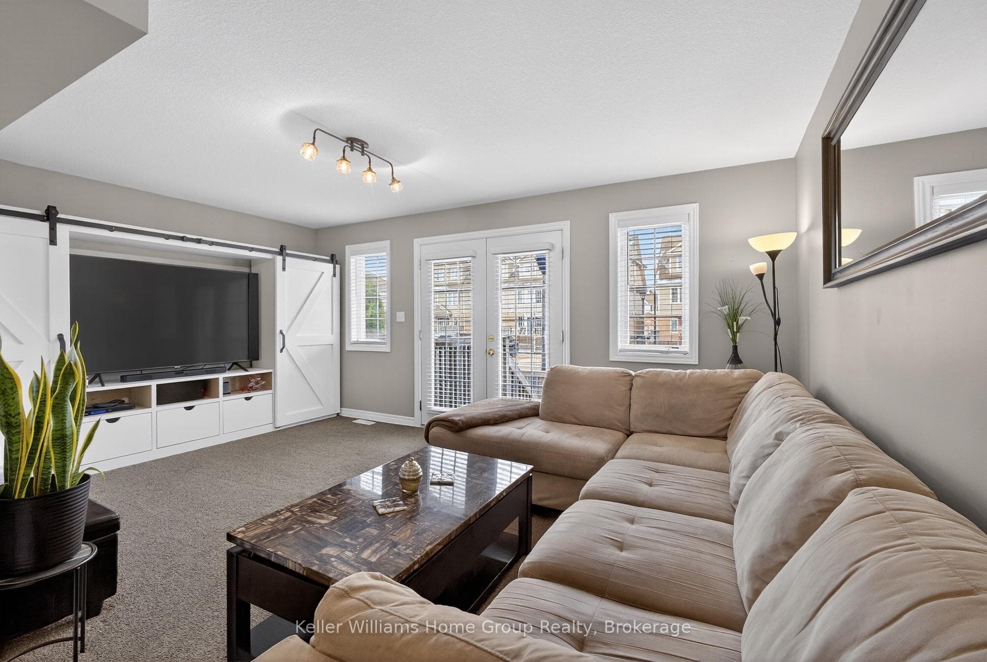 612A Woodlawn Road photo 16