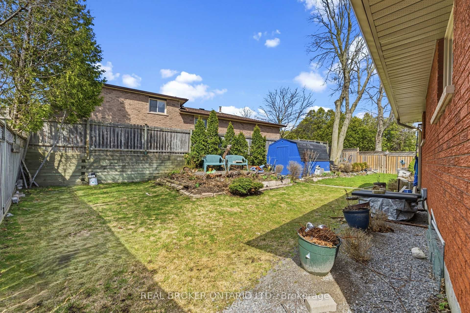 122 Green Cedar Drive photo 23