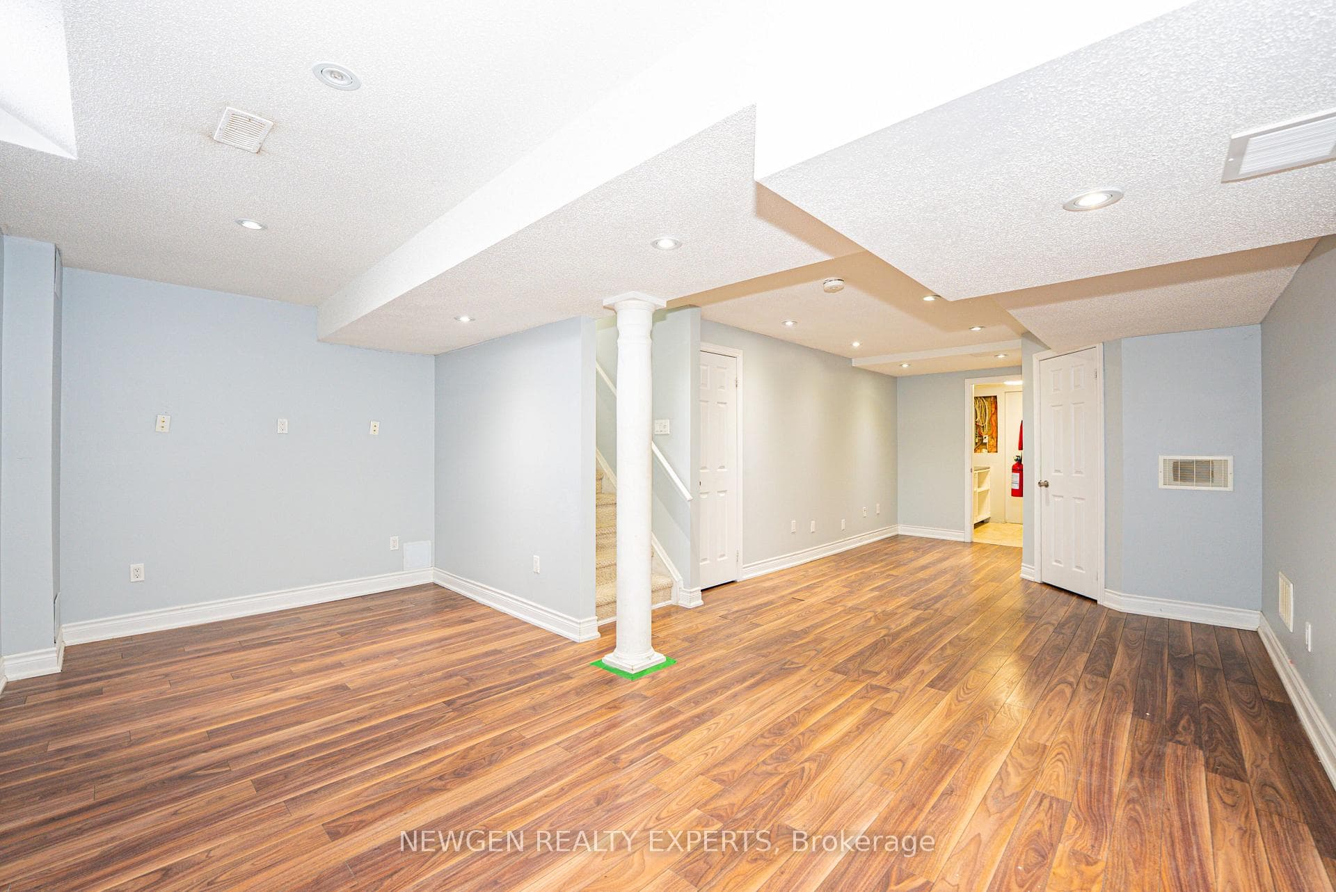 65 Beavervalley Drive photo 29