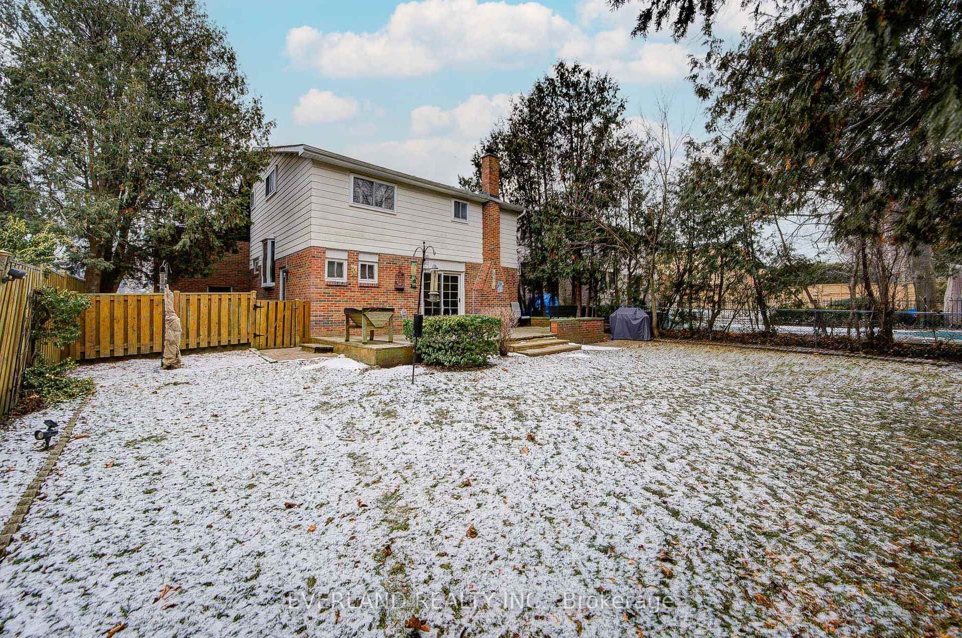 22 HAGERMAN Boulevard photo 44