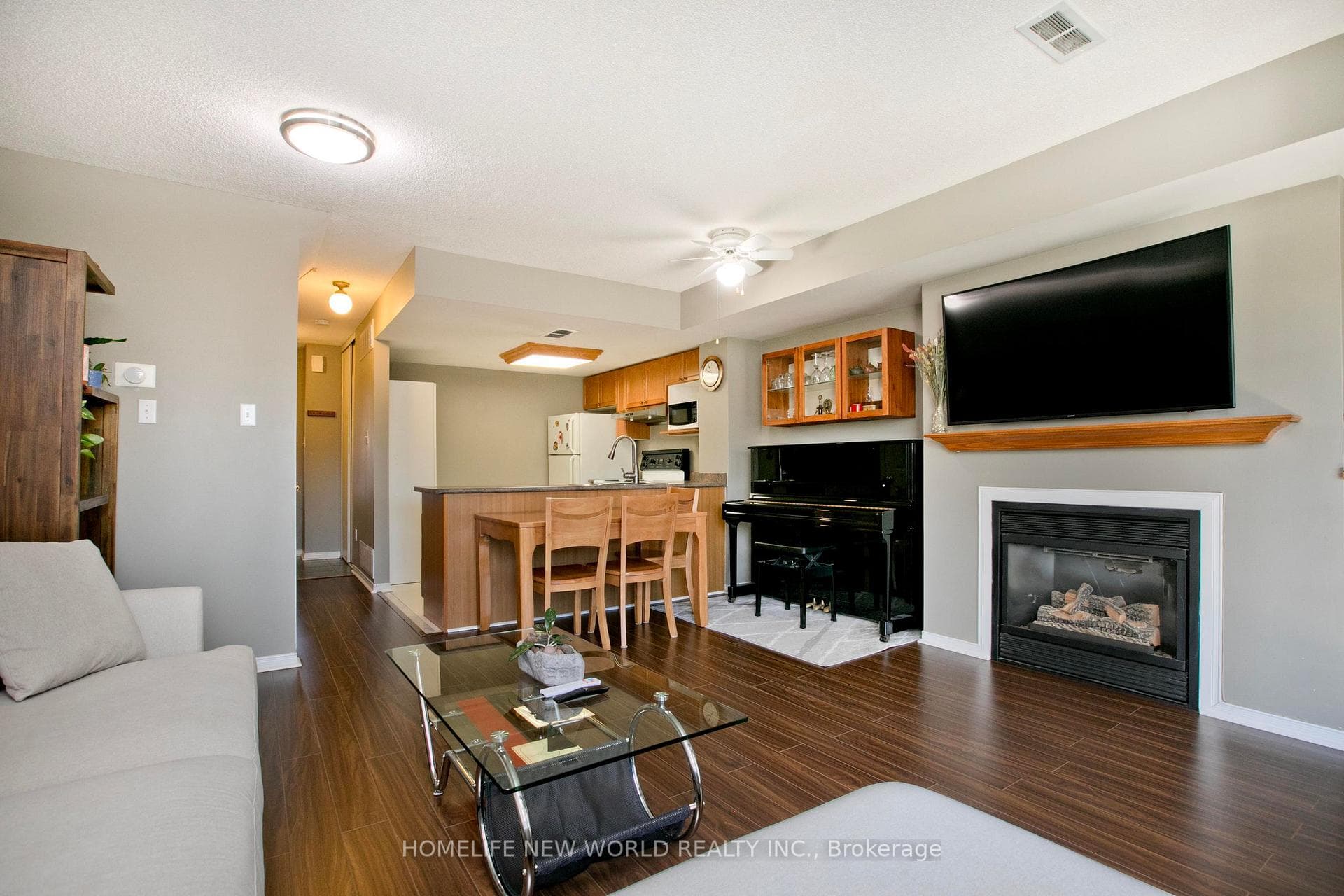 694 Limpert Terrace photo 4
