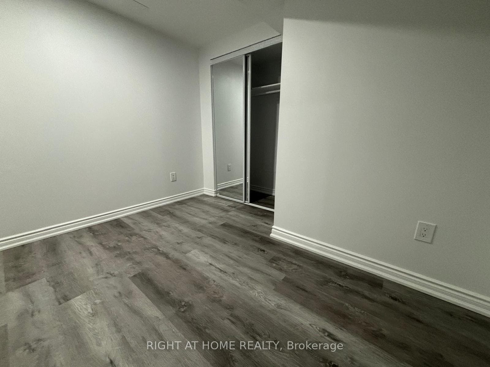 2 Flurry Circle Unit Bsmt photo 7