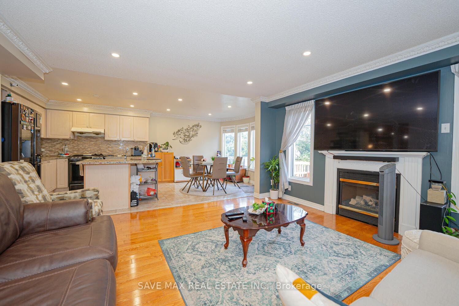 670 Macbeth Heights photo 11