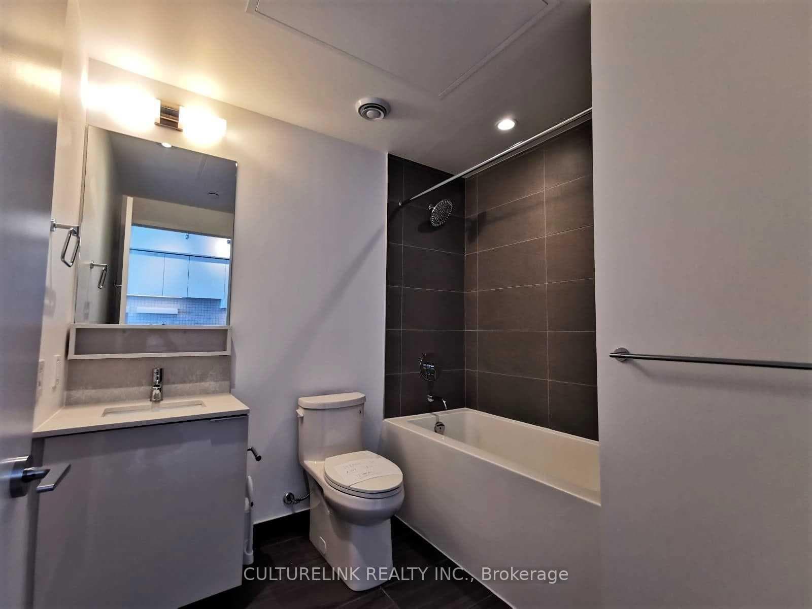 950 Portage Parkway Unit 5601 photo 7