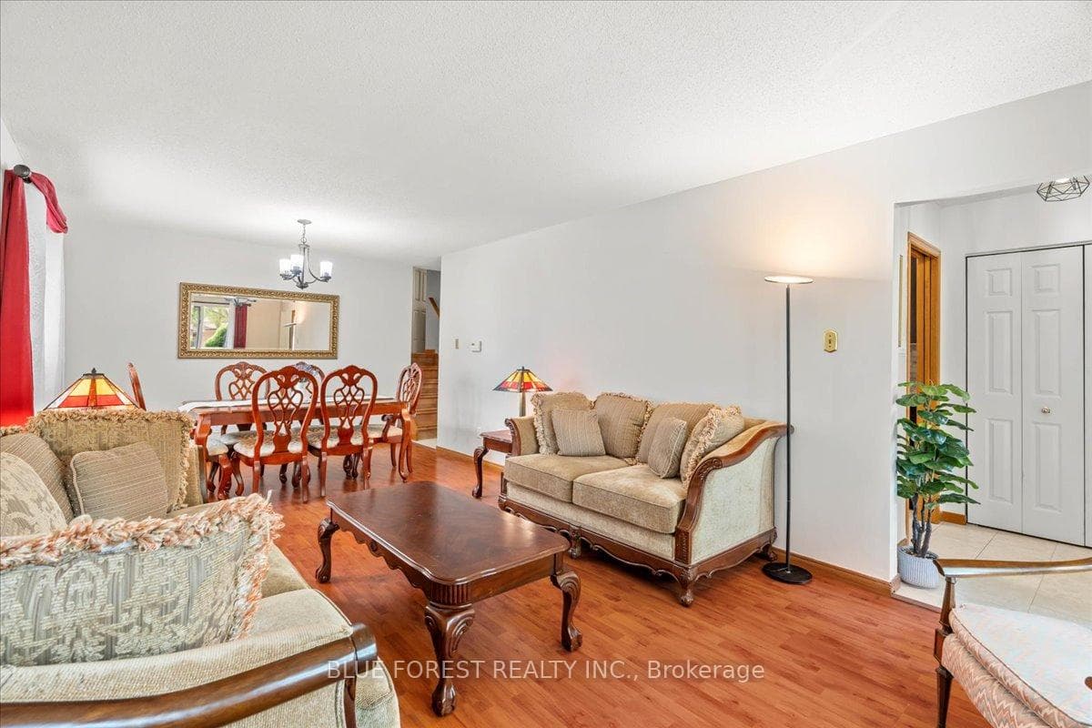 106 Conway Lane photo 7