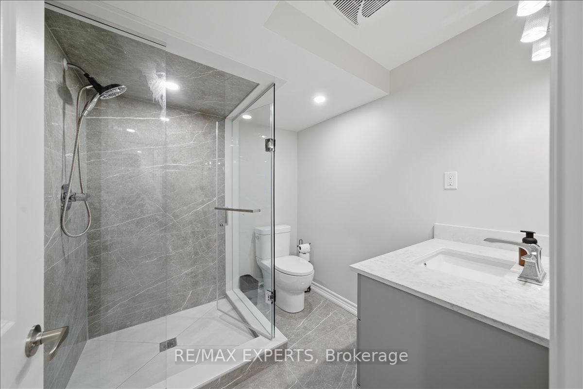 30 Zenith Avenue photo 35